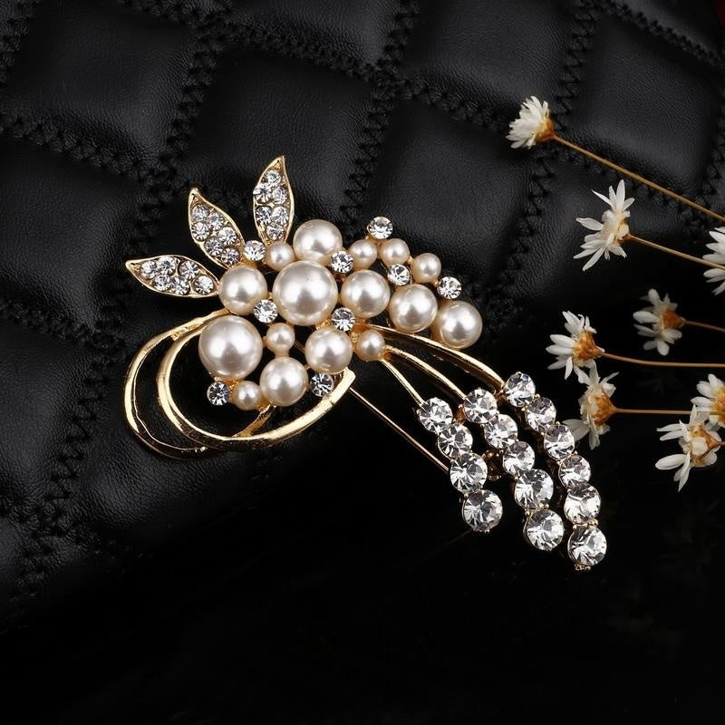 Woolen coat pins